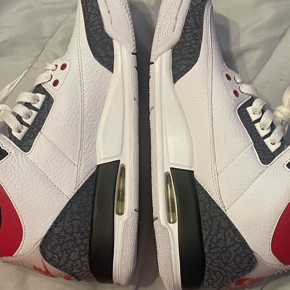Jordan 3 fire red denim - Picture 2 of 6